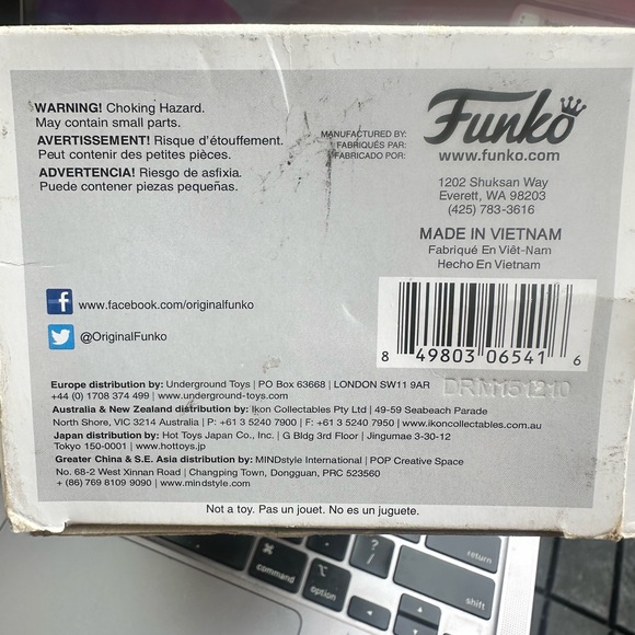 COPY - Clueless 247 Vynyl Figure - Picture 3 of 4